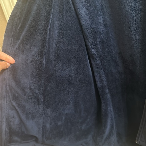 Shelbe Raschel Long-Sleeve north face hoodie - Picture 4 of 6